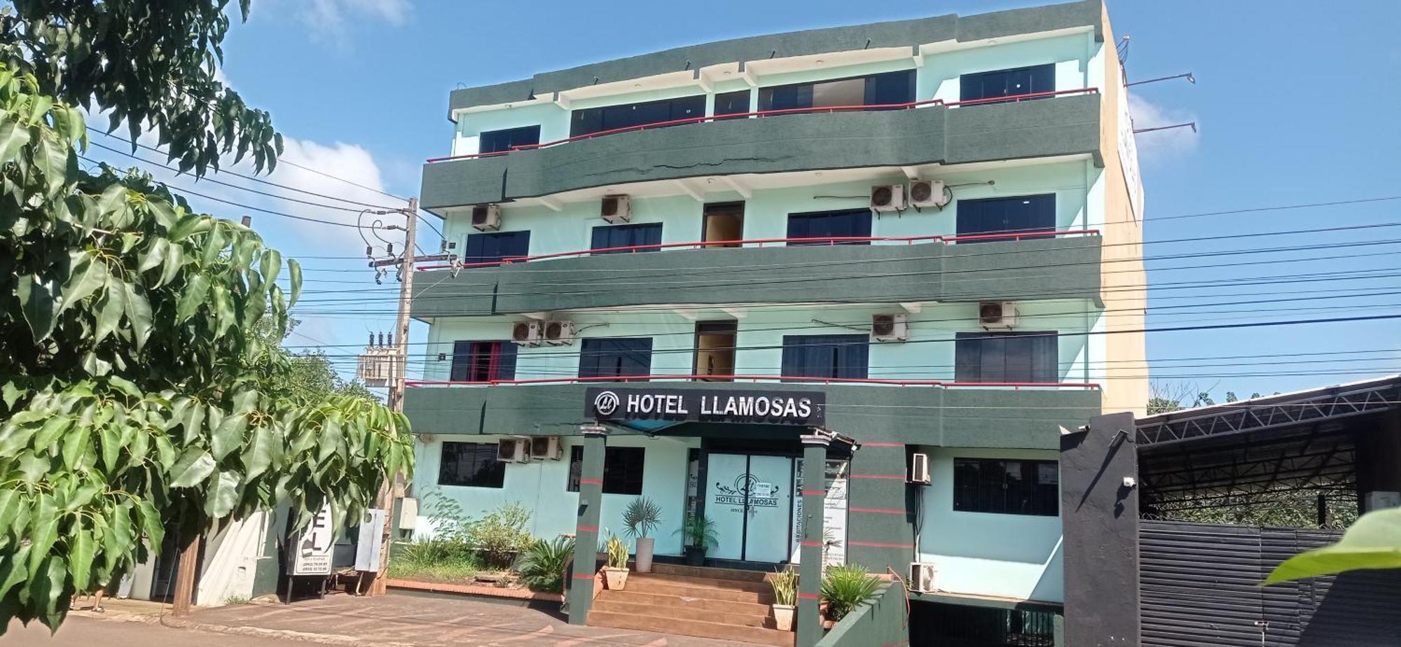Hotel Llamosas 埃斯特城 外观 照片